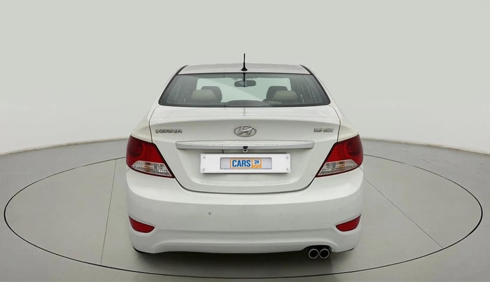 2014 Hyundai Verna FLUIDIC 1.6 VTVT SX, Petrol, Manual, 74,046 km, Back/Rear