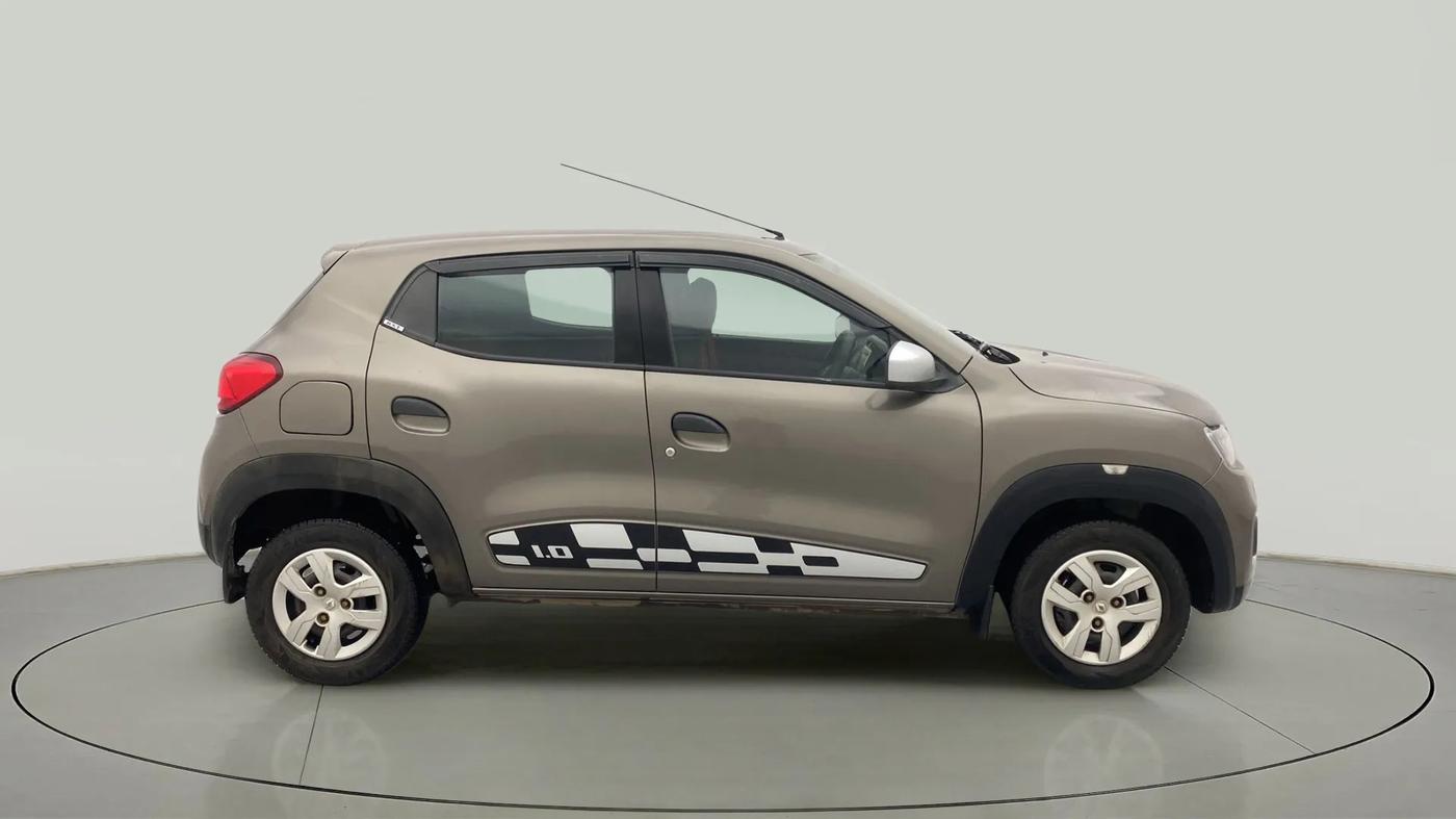 2017 Renault Kwid RXT 1.0, Petrol, Manual, 30,160 km, Right Side View