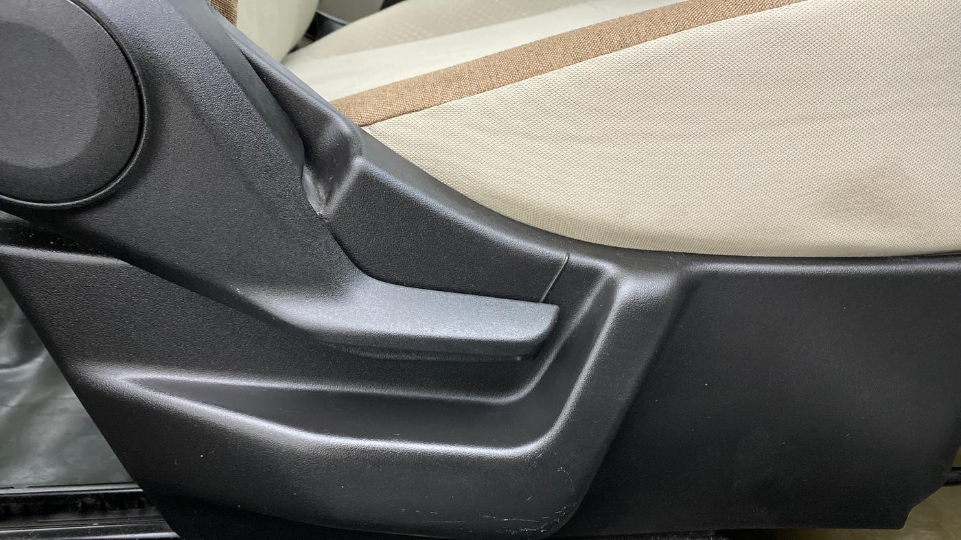 2019 Maruti New Wagon-R ZXI 1.2 old, Petrol, Manual, 20,705 km, Driver Side Adjustment Panel