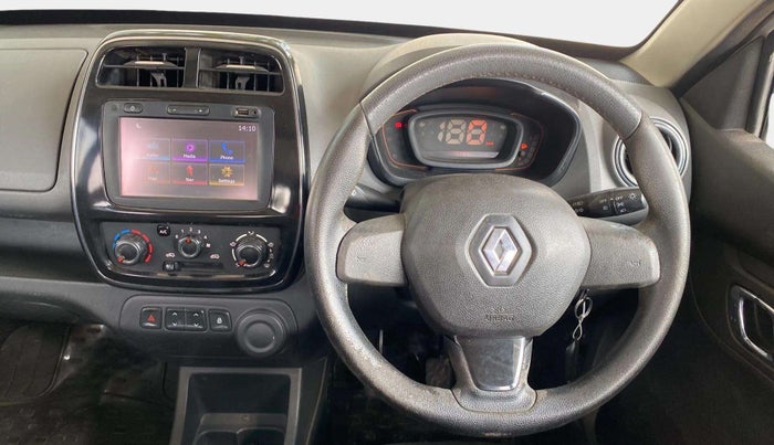 2018 Renault Kwid RXT 0.8 (O), Petrol, Manual, 75,279 km, Steering Wheel Close Up