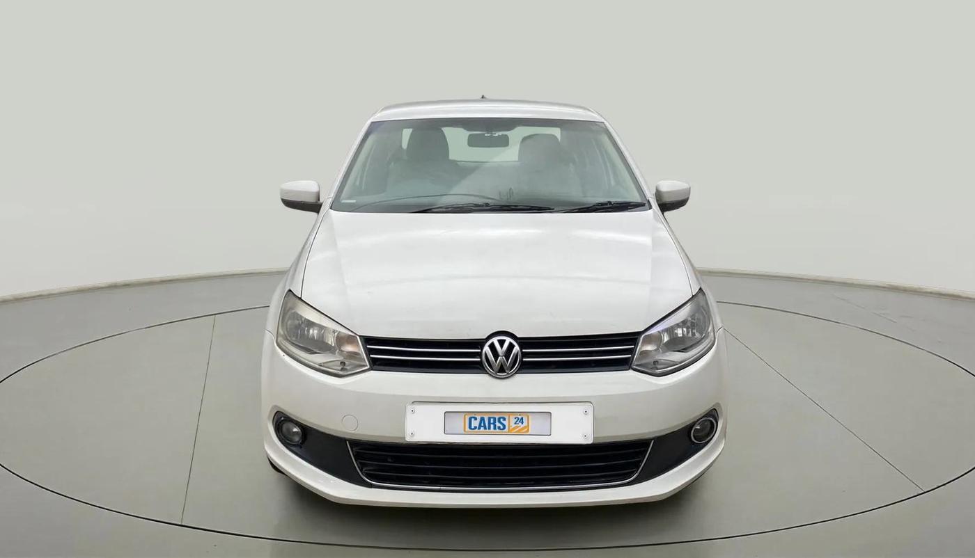 2013 Volkswagen Vento COMFORTLINE 1.6, Petrol, Manual, 93,817 km, Front
