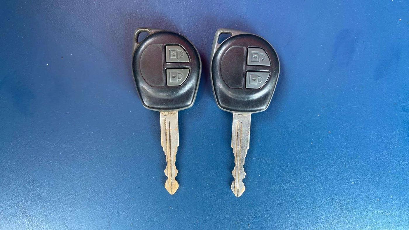2016 Maruti Swift Dzire VXI, Petrol, Manual, 56,943 km, Key Close Up