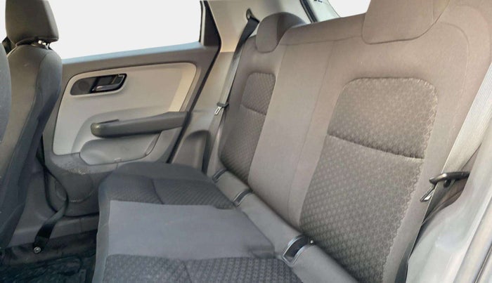 2021 Tata ALTROZ XM PLUS PETROL, Petrol, Manual, 18,813 km, Right Side Rear Door Cabin