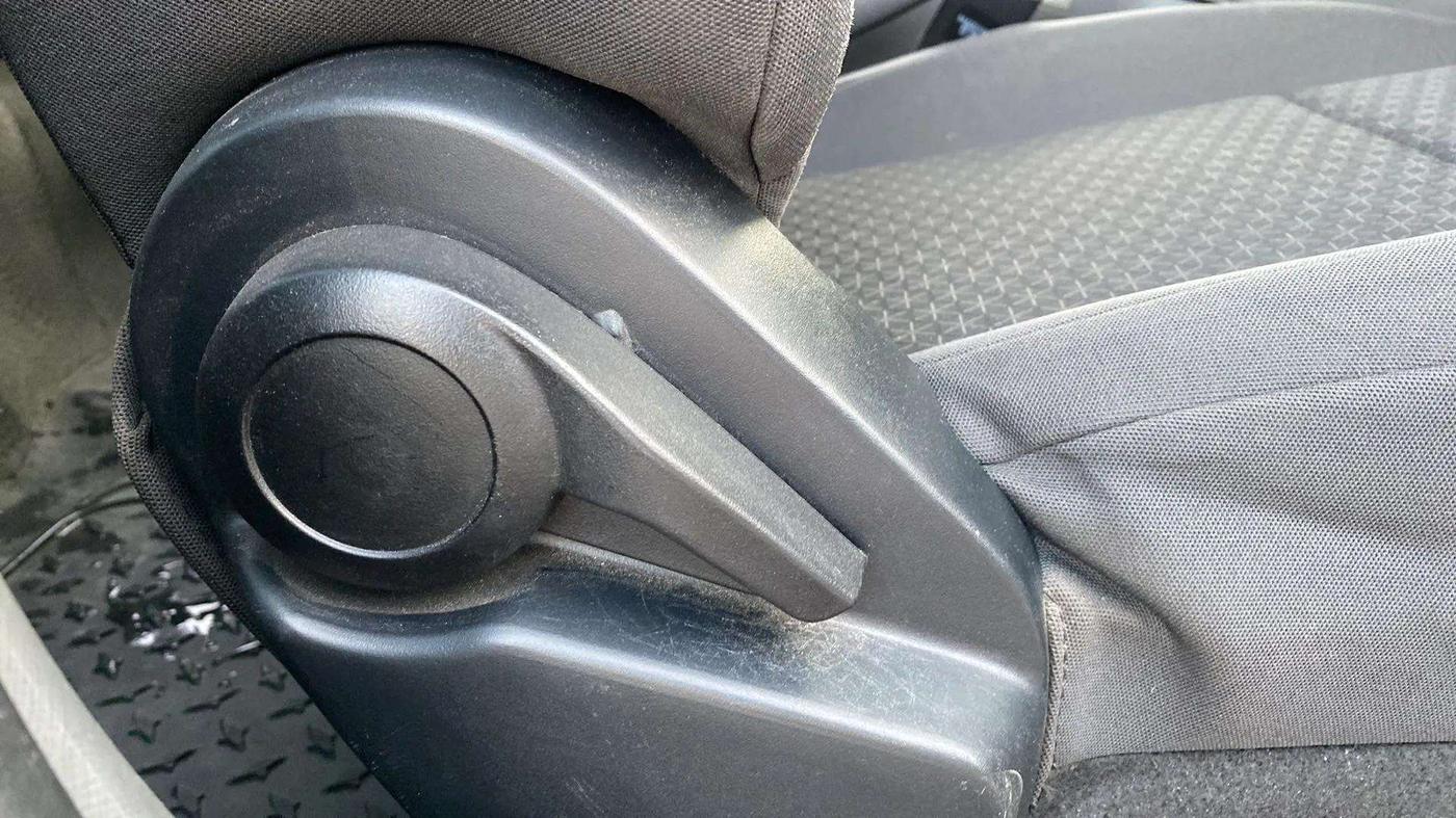 2021 Tata ALTROZ XM PLUS PETROL, Petrol, Manual, 18,813 km, Driver Side Adjustment Panel