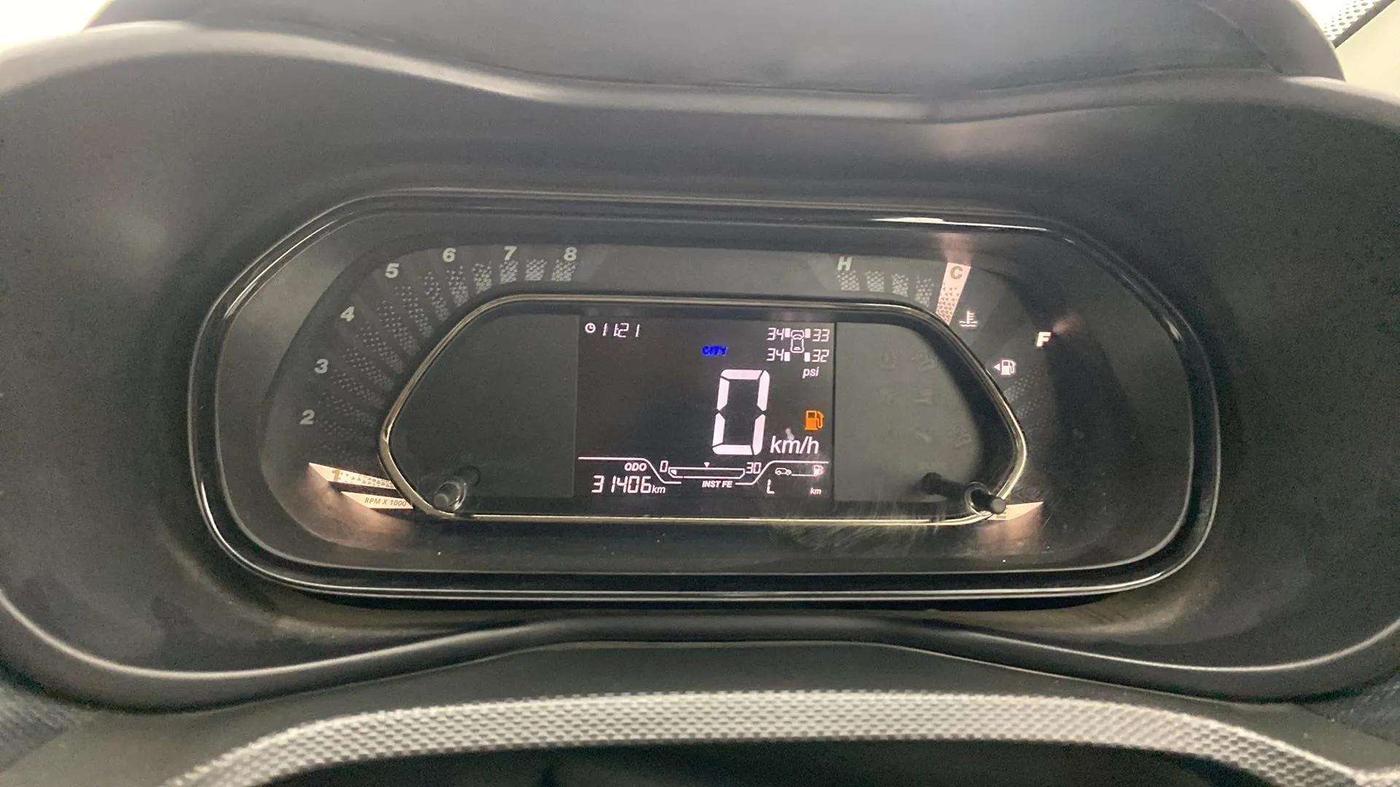 2022 Tata NEXON XZ PLUS DIESEL KAZIRANGA, Diesel, Manual, 31,474 km, Odometer Image