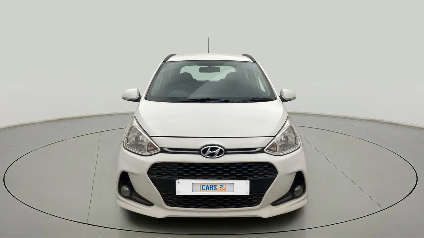 2017 Hyundai Grand i10 SPORTZ AT 1.2 KAPPA VTVT, Petrol, Automatic, 67,795 km, Front