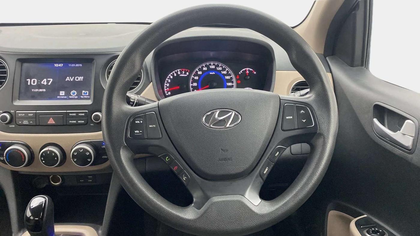 2017 Hyundai Grand i10 SPORTZ AT 1.2 KAPPA VTVT, Petrol, Automatic, 67,795 km, Steering Wheel Close Up