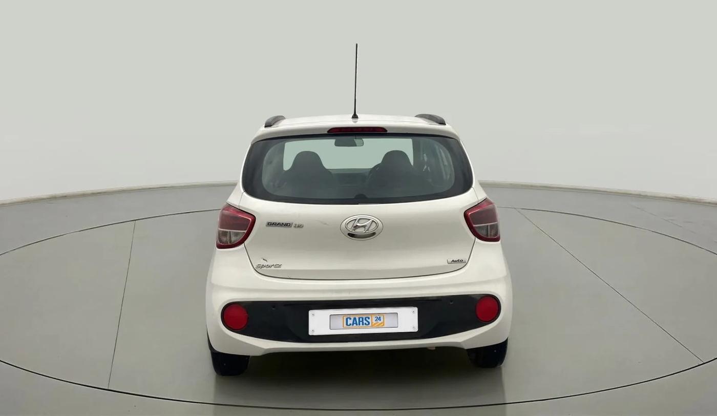 2017 Hyundai Grand i10 SPORTZ AT 1.2 KAPPA VTVT, Petrol, Automatic, 67,795 km, Back/Rear