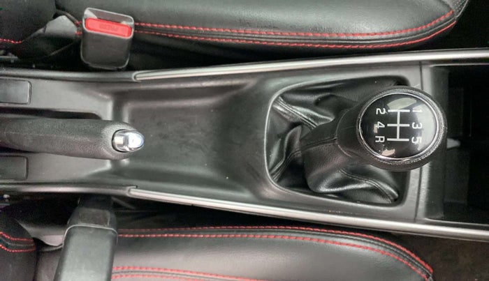 2020 Toyota Glanza V, Petrol, Manual, 52,892 km, Gear Lever