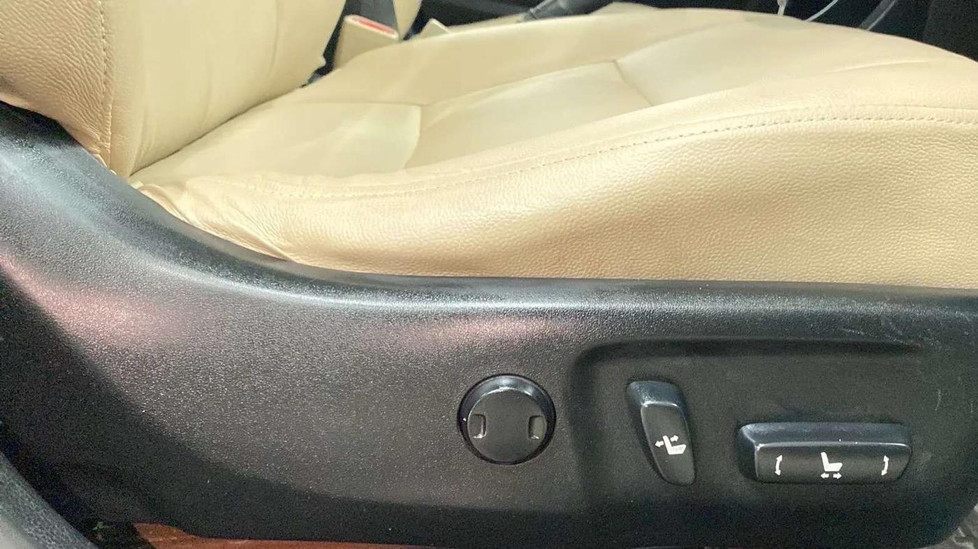 2015 Toyota Corolla Altis VL CVT PETROL, Petrol, Automatic, 93,594 km, Driver Side Adjustment Panel