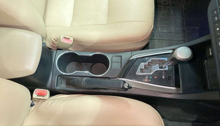 2015 Toyota Corolla Altis VL CVT PETROL, Petrol, Automatic, 93,594 km, Gear Lever