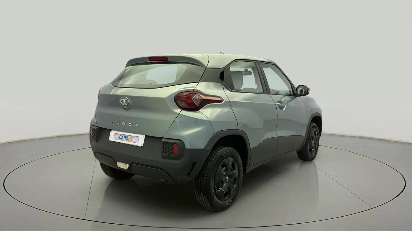 2022 Tata PUNCH ADVENTURE RHYTHM PACK MT, Petrol, Manual, 32,528 km, Right Back Diagonal