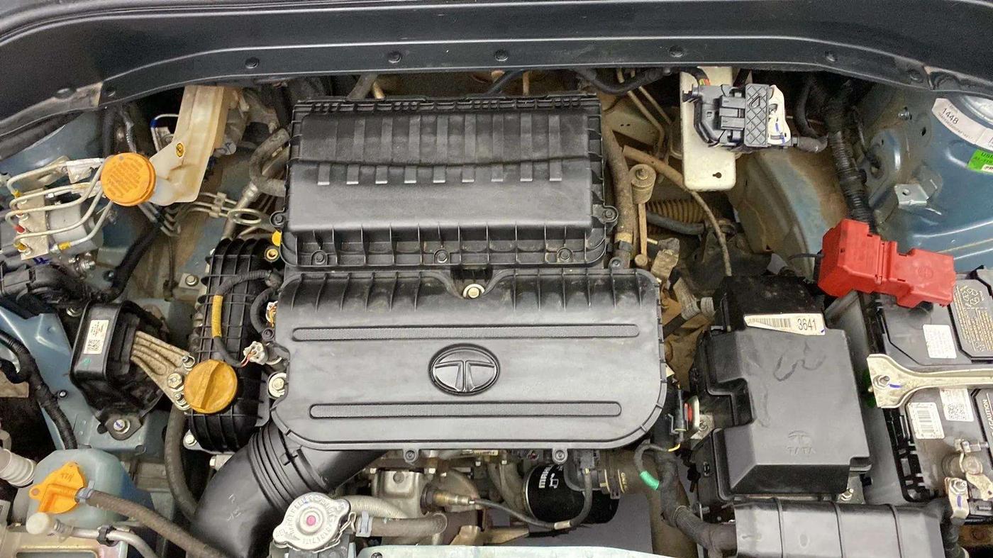 2022 Tata PUNCH ADVENTURE RHYTHM PACK MT, Petrol, Manual, 32,528 km, Open Bonet