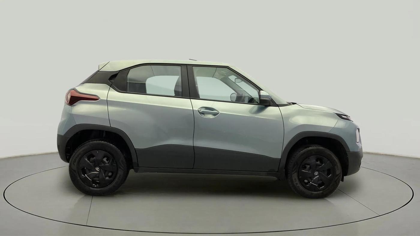 2022 Tata PUNCH ADVENTURE RHYTHM PACK MT, Petrol, Manual, 32,528 km, Right Side View