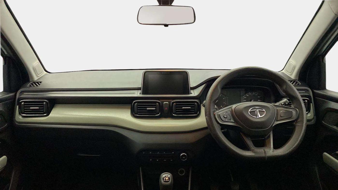 2022 Tata PUNCH ADVENTURE RHYTHM PACK MT, Petrol, Manual, 32,528 km, Dashboard