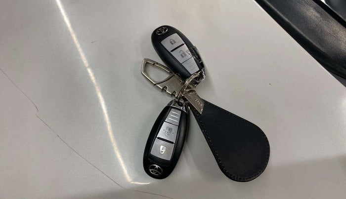 2021 Toyota URBAN CRUISER HIGH GRADE MT, Petrol, Manual, 22,872 km, Key Close Up