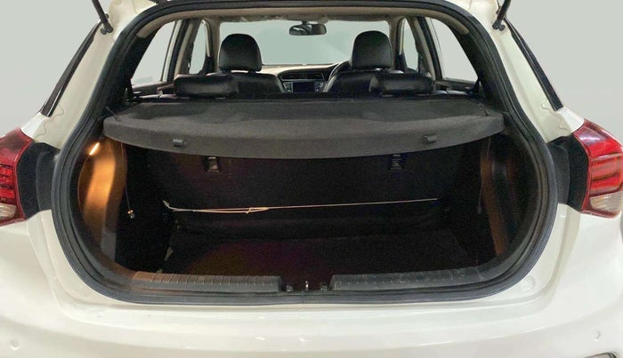 2019 Hyundai Elite i20 ASTA 1.2 (O), Petrol, Manual, 43,906 km, Boot Inside