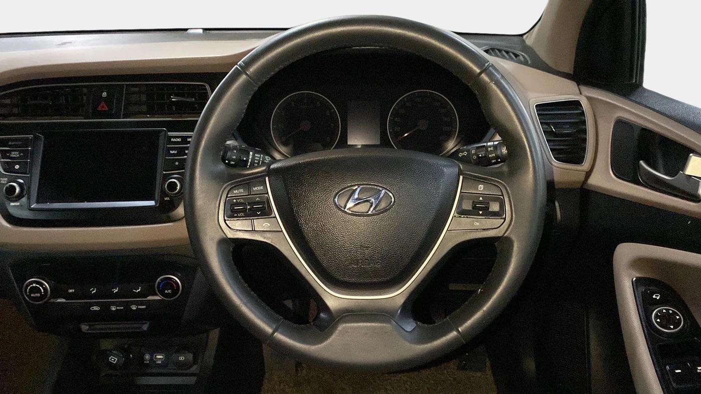 2019 Hyundai Elite i20 ASTA 1.2 (O), Petrol, Manual, 43,906 km, Steering Wheel Close Up