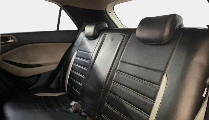 2019 Hyundai Elite i20 ASTA 1.2 (O), Petrol, Manual, 43,906 km, Right Side Rear Door Cabin