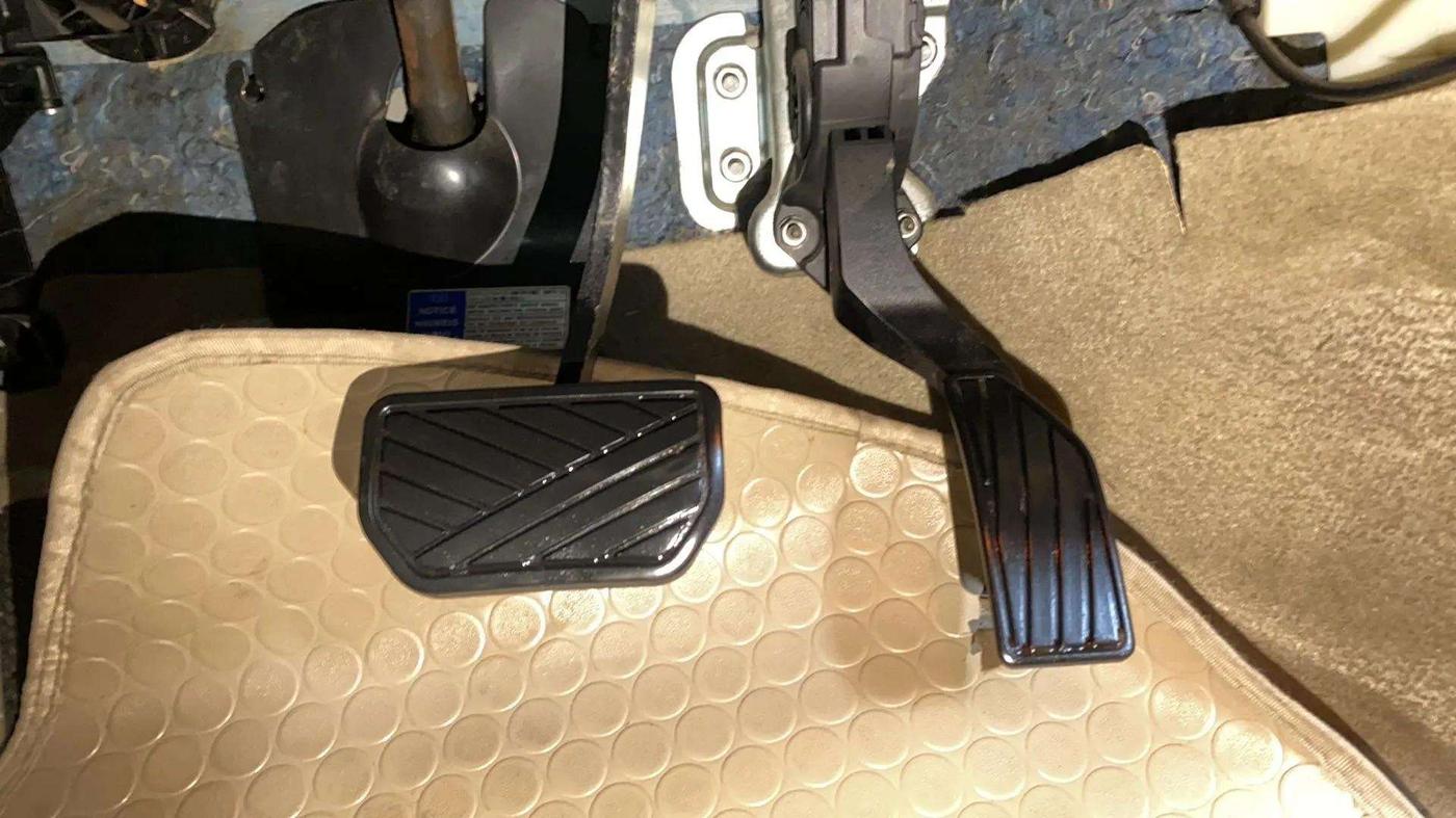2018 Maruti Ciaz ALPHA  AT 1.4  PETROL, Petrol, Automatic, 53,134 km, Pedals