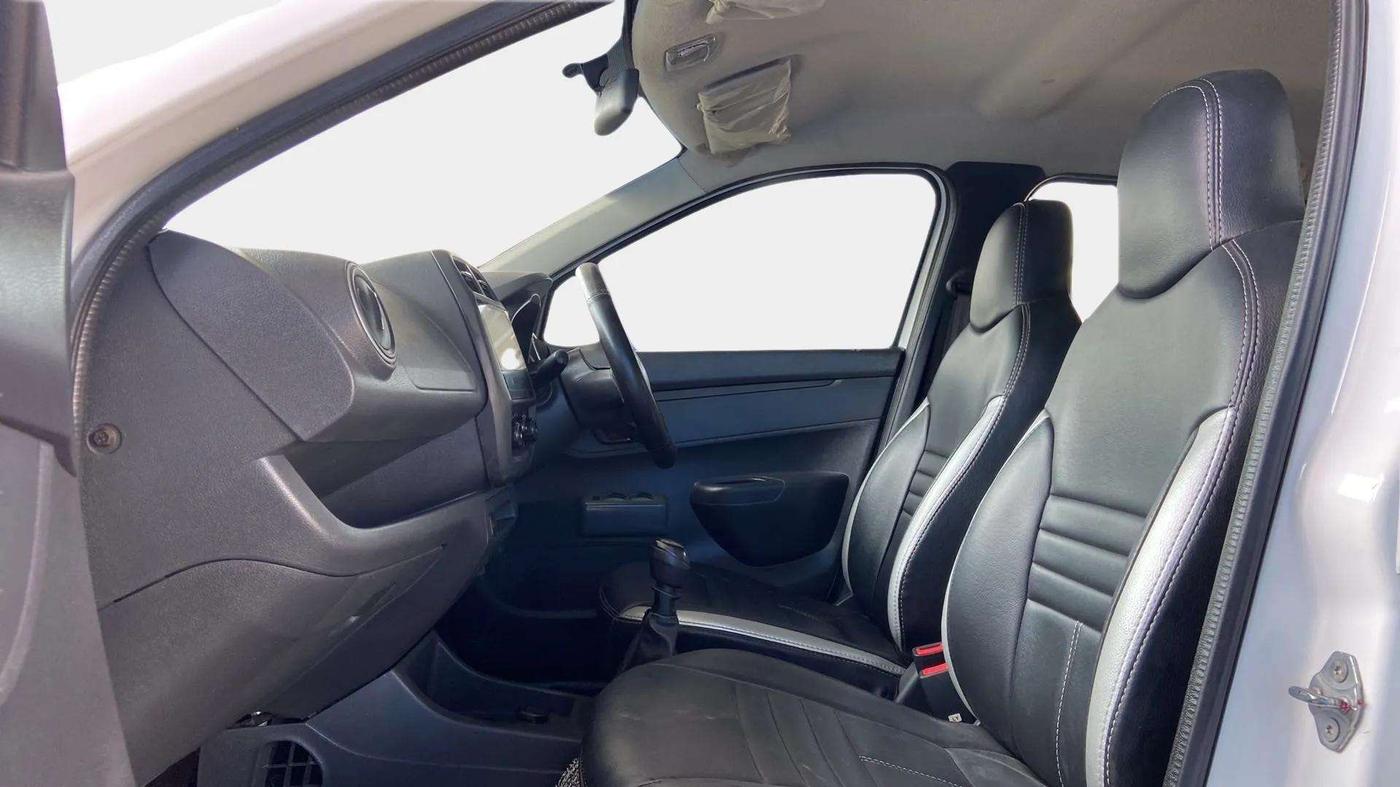 2016 Renault Kwid RXL, Petrol, Manual, 33,817 km, Right Side Front Door Cabin