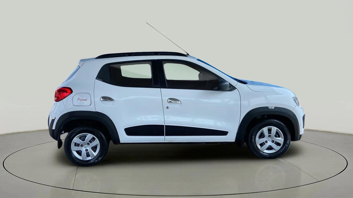 2016 Renault Kwid RXL, Petrol, Manual, 33,817 km, Right Side View