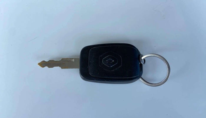 2016 Renault Kwid RXL, Petrol, Manual, 33,817 km, Key Close Up