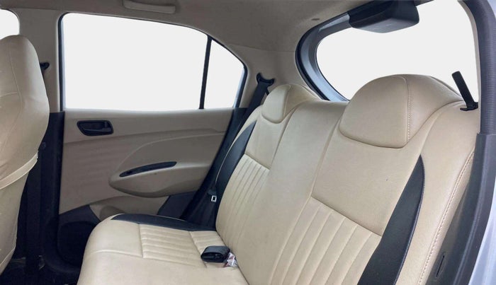 2020 Hyundai NEW SANTRO MAGNA 1.1 CORPORATE EDITION, Petrol, Manual, 31,573 km, Right Side Rear Door Cabin