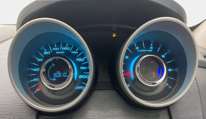 2017 Mahindra XUV500 W6, Diesel, Manual, 90,991 km, Odometer Image