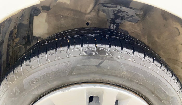 2018 Maruti Celerio VXI CNG, CNG, Manual, 1,02,983 km, Left Front Tyre Tread