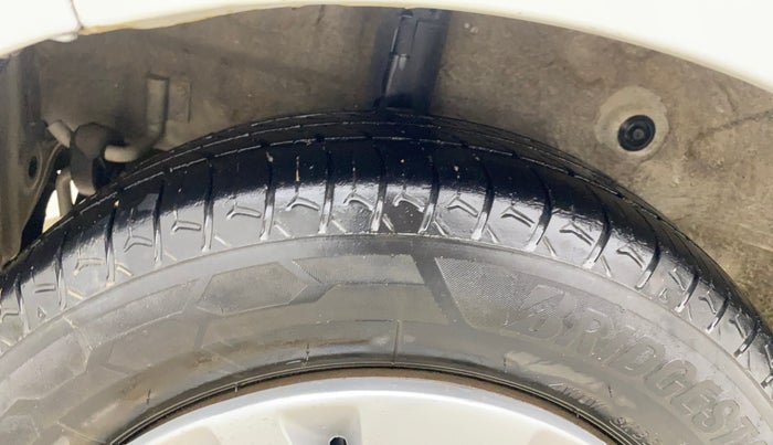 2018 Maruti Celerio VXI CNG, CNG, Manual, 1,02,983 km, Right Rear Tyre Tread