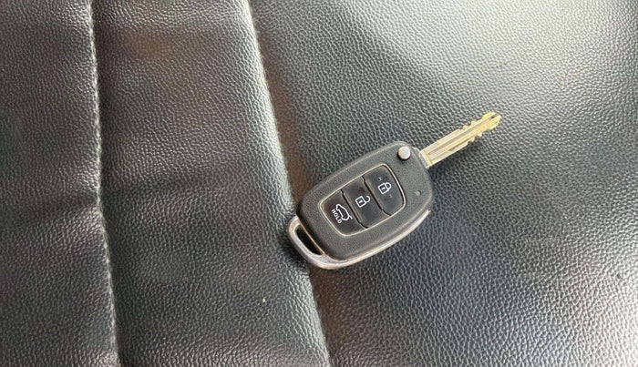 2017 Hyundai Creta E 1.6 PETROL, Petrol, Manual, 68,734 km, Key Close Up
