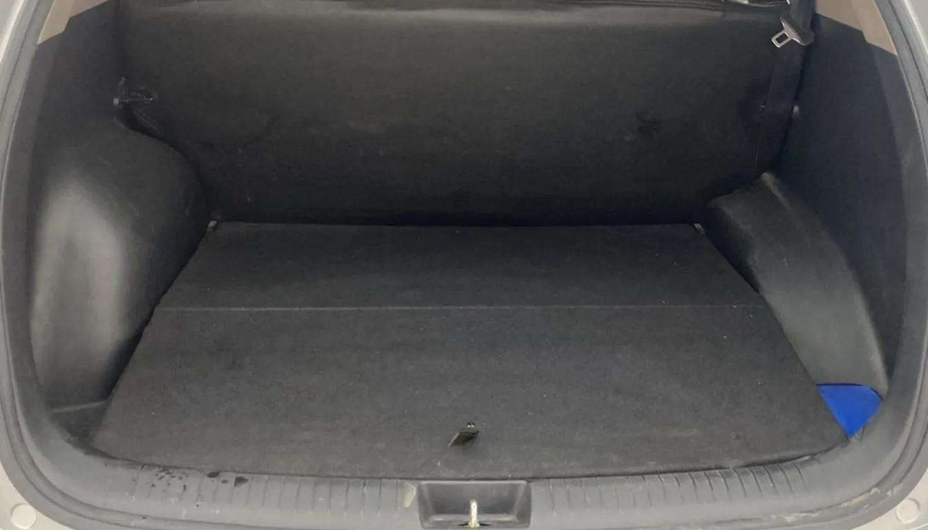2017 Hyundai Creta E 1.6 PETROL, Petrol, Manual, 68,734 km, Boot Inside