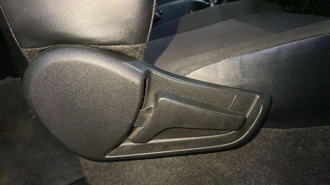 2020 Maruti S PRESSO VXI+, Petrol, Manual, 57,543 km, Driver Side Adjustment Panel