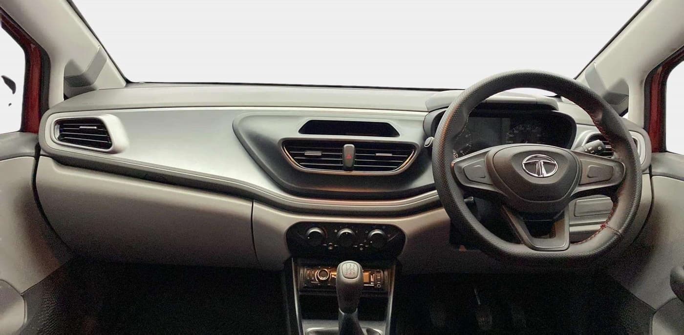 2021 Tata ALTROZ XE PETROL, Petrol, Manual, 25,090 km, Dashboard