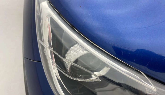 2019 Renault TRIBER RXZ, Petrol, Manual, 62,610 km, Right headlight - Minor scratches