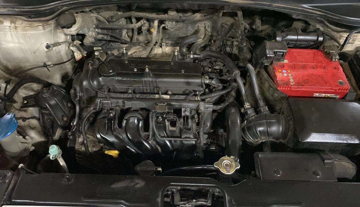 2017 Hyundai Creta E PLUS 1.6 PETROL, Petrol, Manual, 1,02,078 km, Open Bonet