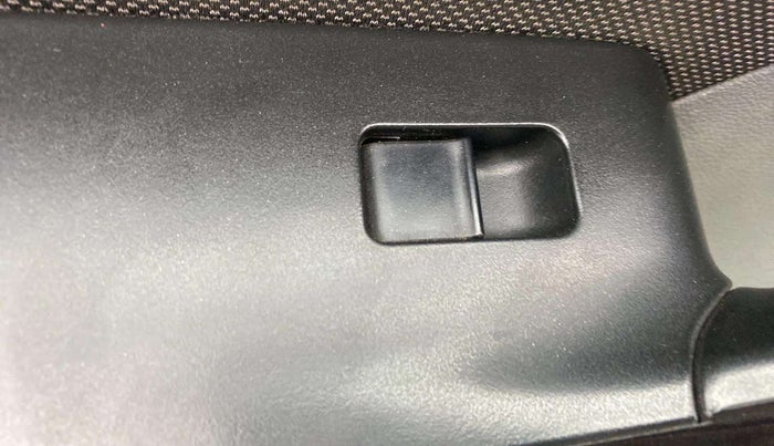 2018 Tata TIGOR XZ PLUS PETROL, Petrol, Manual, 79,605 km, Left front window switch / handle - Minor damage