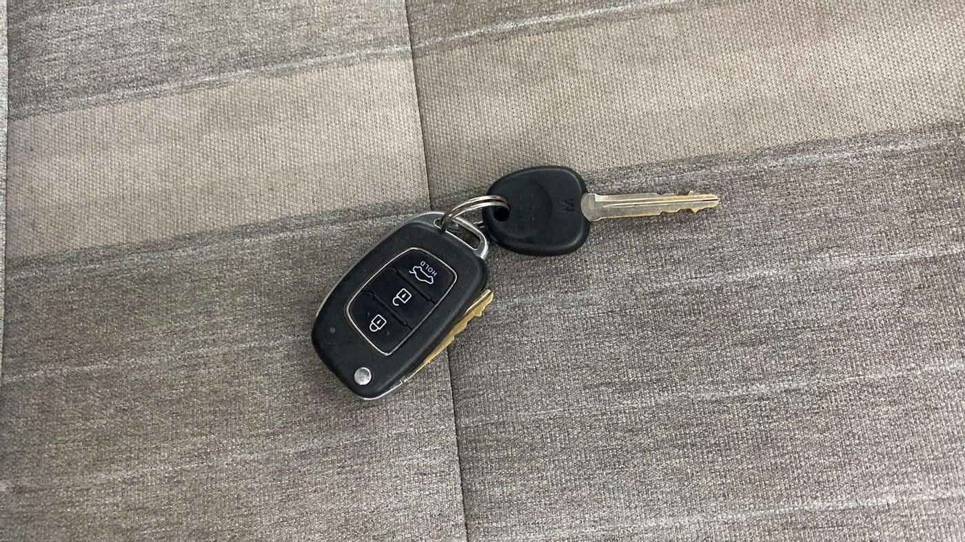 2019 Hyundai GRAND I10 NIOS SPORTZ AMT 1.2 KAPPA VTVT, Petrol, Automatic, 36,788 km, Key Close Up