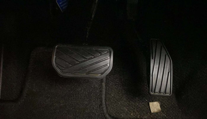 2018 Maruti Baleno ALPHA CVT PETROL 1.2, Petrol, Automatic, 62,637 km, Pedals