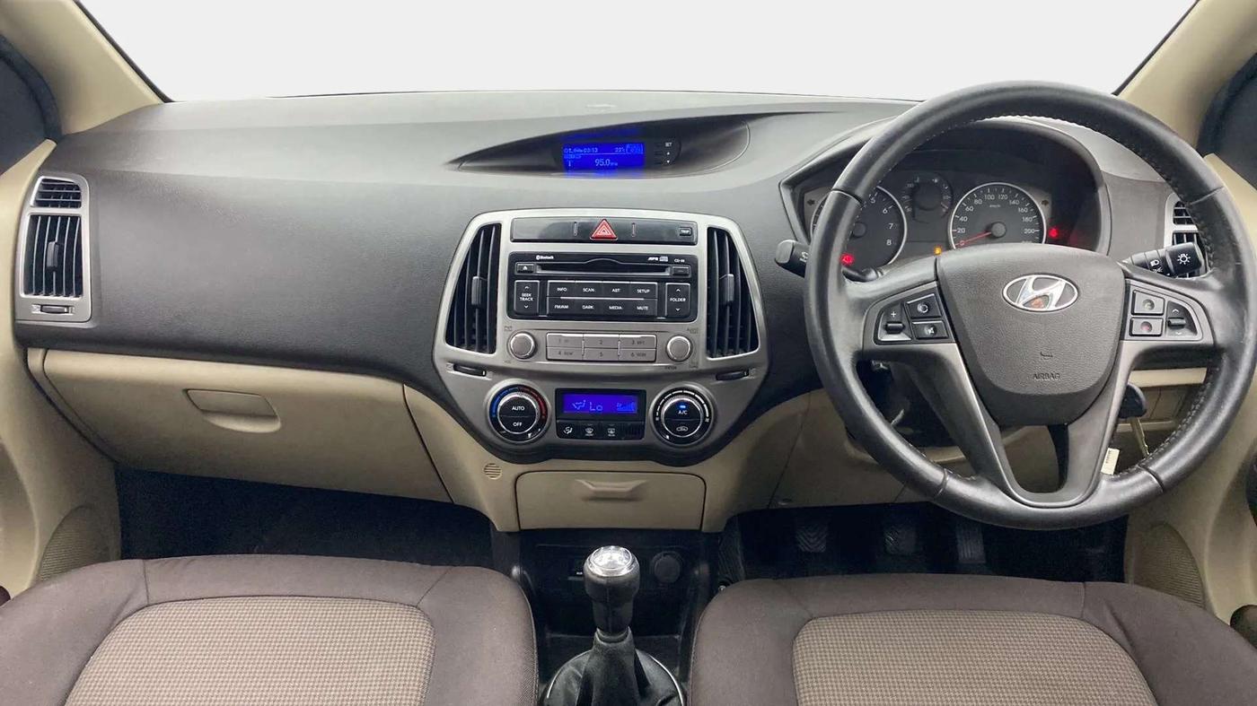 2014 Hyundai i20 SPORTZ 1.2, Petrol, Manual, 40,171 km, Dashboard