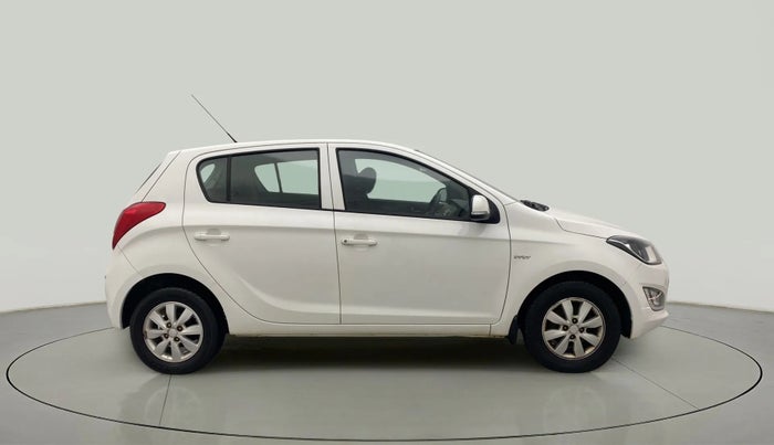 2014 Hyundai i20 SPORTZ 1.2, Petrol, Manual, 40,171 km, Right Side View