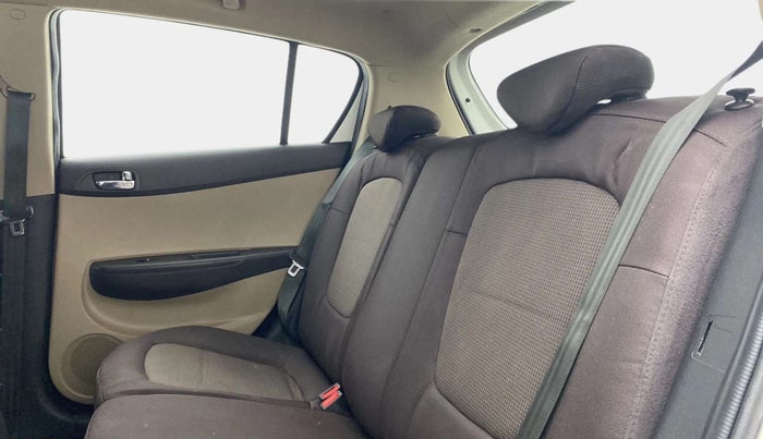 2014 Hyundai i20 SPORTZ 1.2, Petrol, Manual, 40,171 km, Right Side Rear Door Cabin