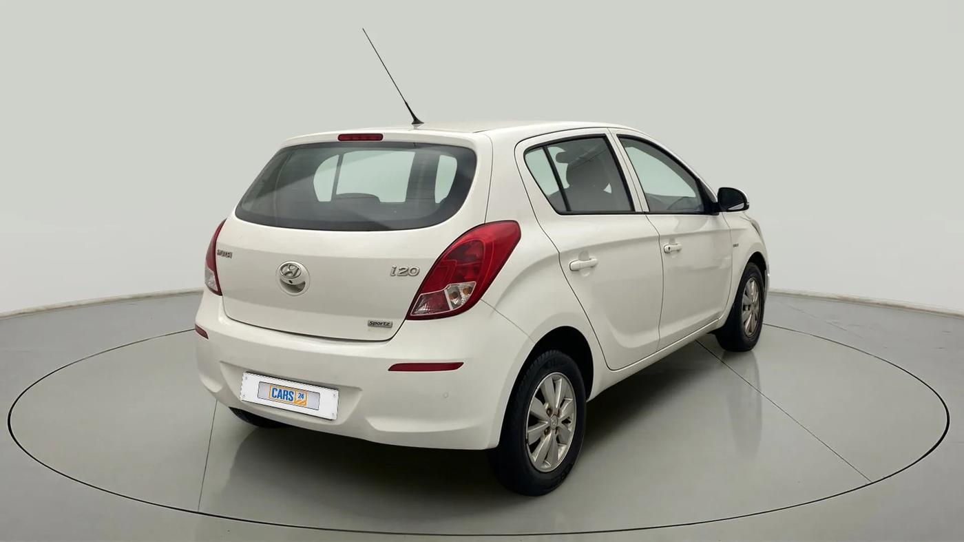 2014 Hyundai i20 SPORTZ 1.2, Petrol, Manual, 40,171 km, Right Back Diagonal