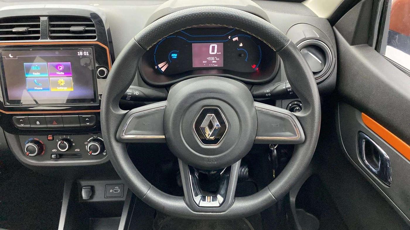 2021 Renault Kwid CLIMBER 1.0 (O), Petrol, Manual, 49,357 km, Steering Wheel Close Up