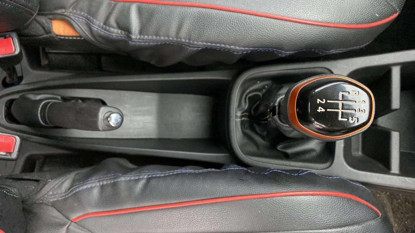 2021 Renault Kwid CLIMBER 1.0 (O), Petrol, Manual, 49,357 km, Gear Lever