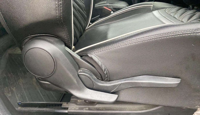 2022 Maruti Swift VXI, Petrol, Manual, 42,318 km, Driver Side Adjustment Panel