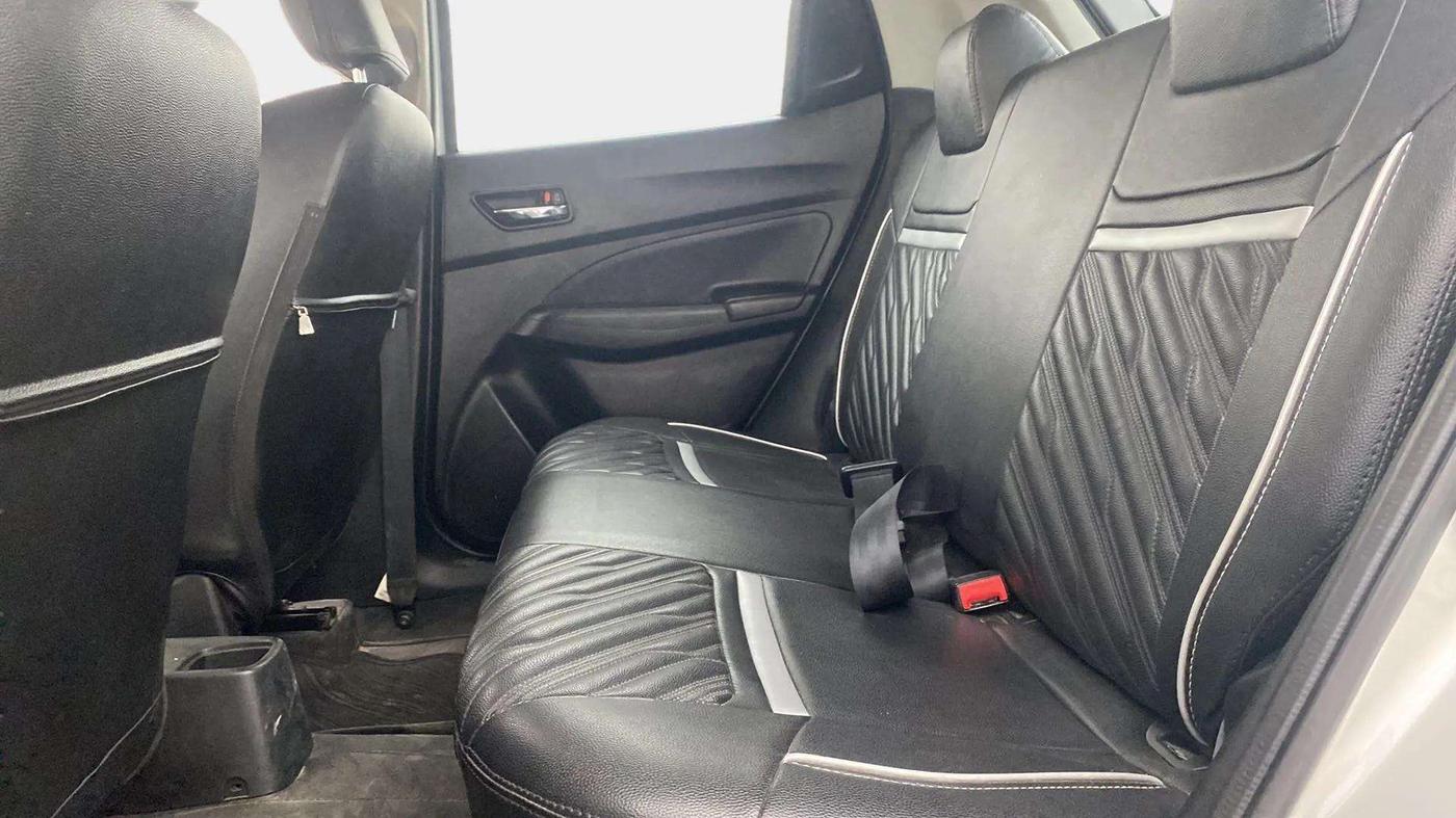 2022 Maruti Swift VXI, Petrol, Manual, 42,318 km, Right Side Rear Door Cabin
