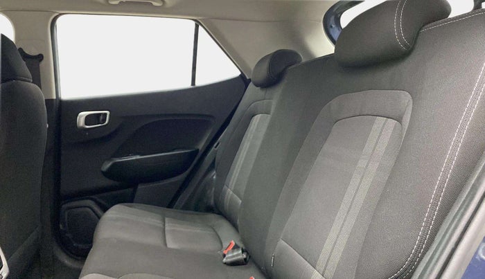 2021 Hyundai VENUE SX 1.5 (O) EXECUTIVE CRDI, Diesel, Manual, 66,078 km, Right Side Rear Door Cabin