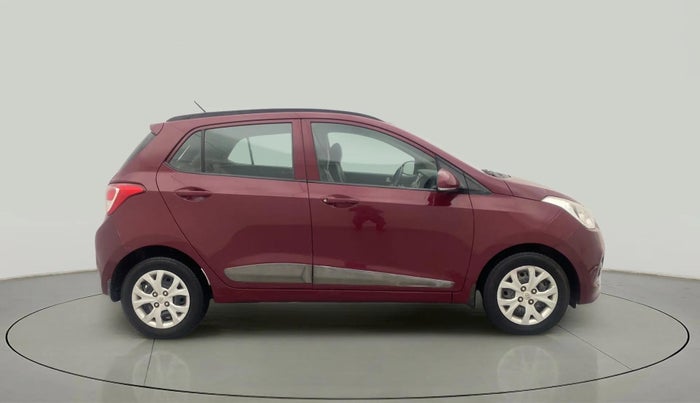 2015 Hyundai Grand i10 SPORTZ 1.2 KAPPA VTVT, Petrol, Manual, 46,565 km, Right Side View
